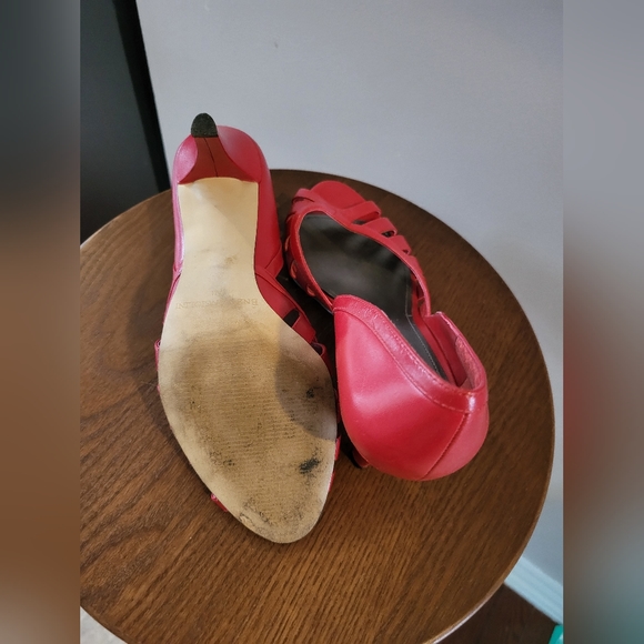 Enzo Angiolini Heels, Red, Size 7 - Picture 4 of 5